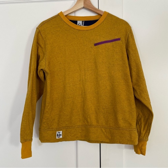 Chums Tops - CHUMS / Urban Outfitters - Twister Crew Sweatshirt